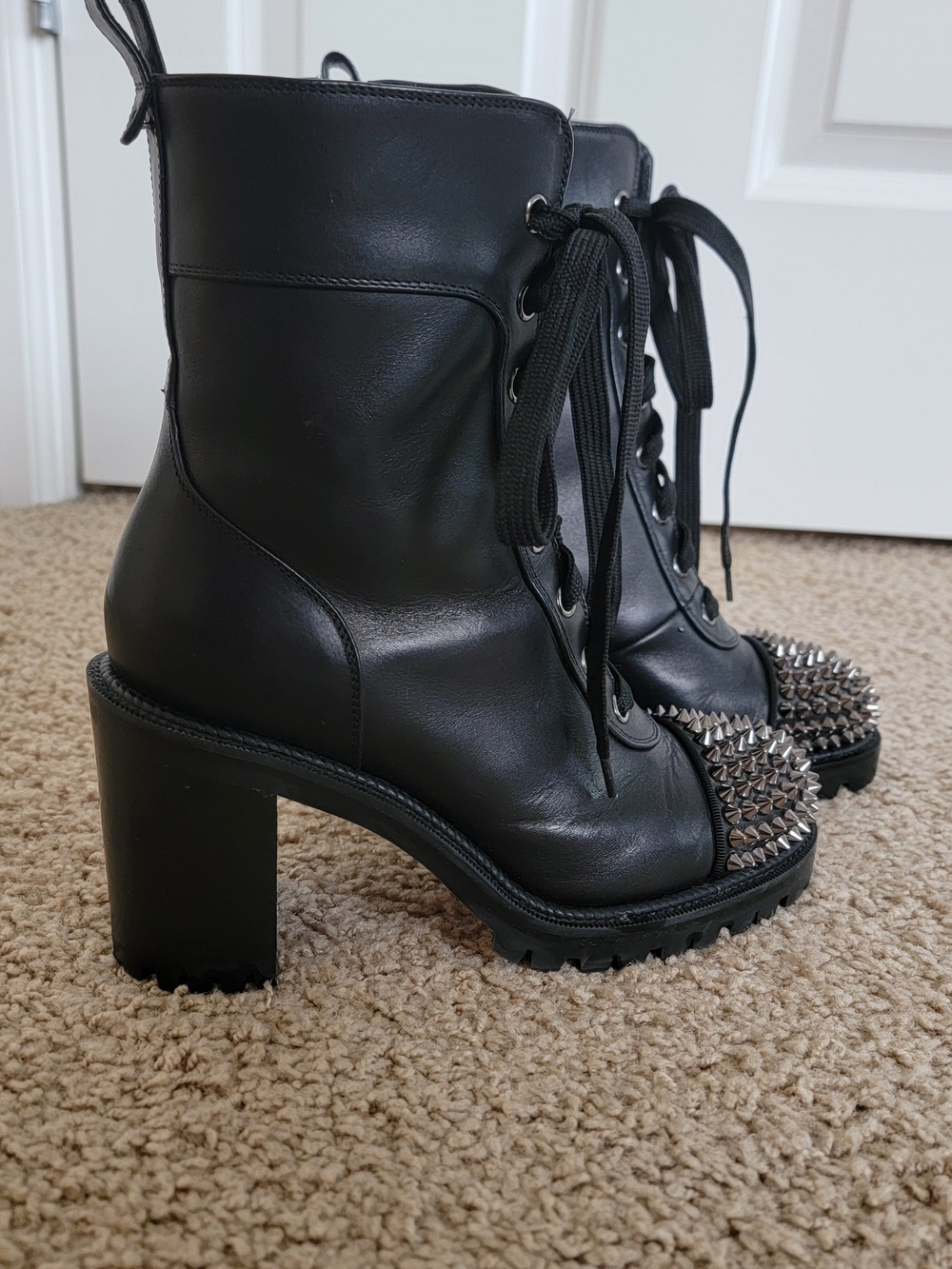 Christian Louboutin Black Leather Lace-Up Studded Ankle Boots Size 36. 5 - Picture 3 of 15